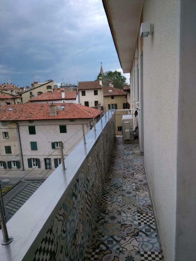 Buonarroti Apartment กราโด ภายนอก รูปภาพ